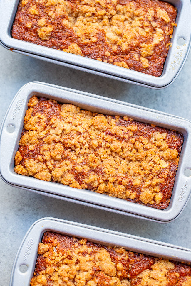 Cinnamon Sugar Streusel Banana Bread